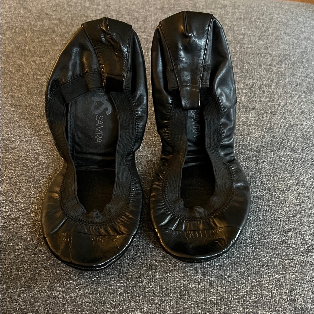 Yosi Samra Shiny Black Women's Flats